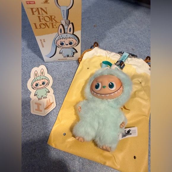 Pop Mart Labubu THE MONSTERS Pin for Love Series A-M Vinyl Plush Pendant 'I’ - Picture 3 of 8